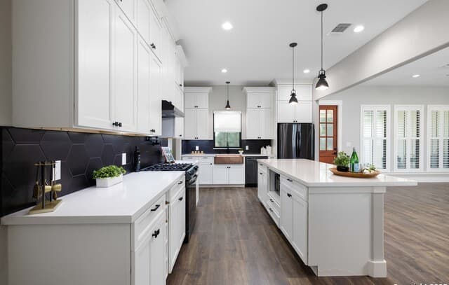 537 Compass Rose