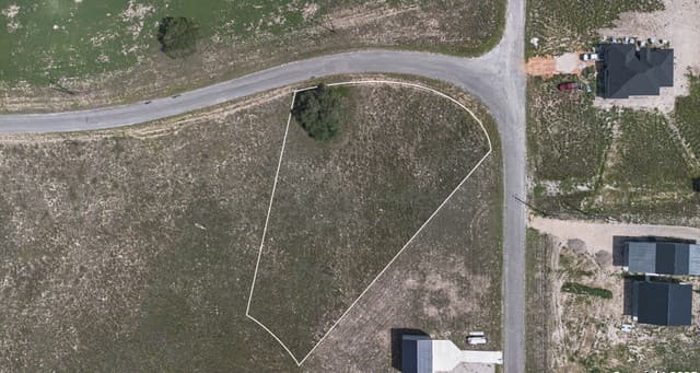 788 Lake Valley