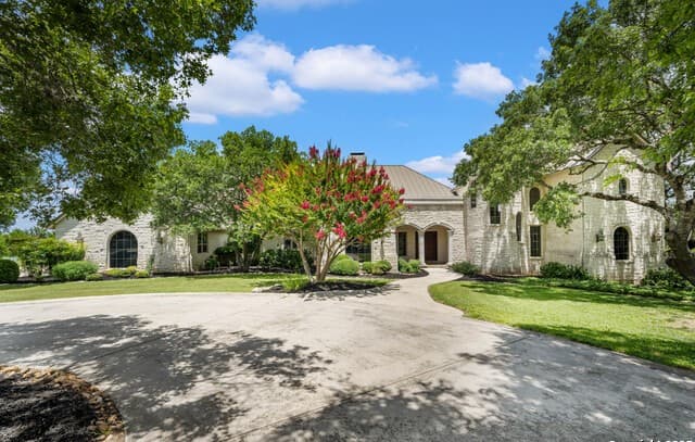555 Cordillera Trace