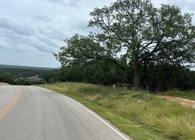 LOT 19 Monterey