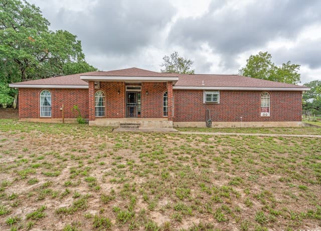 1026 Eagle Creek Dr