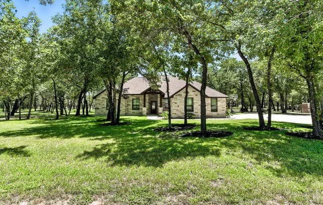 309 Hickory Trail