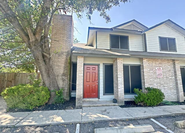 7502 Oak Chase Unit 7504