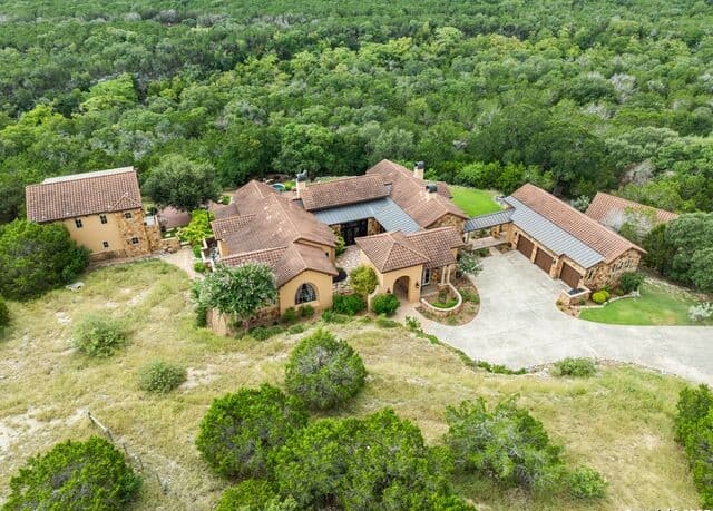 103 Castle Rock