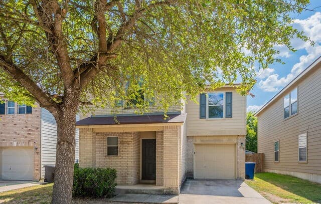 7439 Circle Farm
