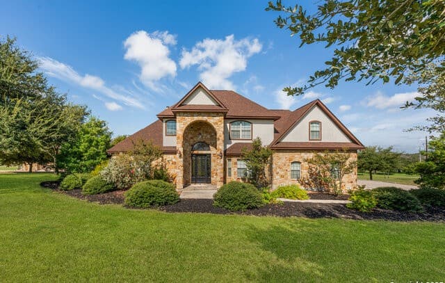 169 Abrego Lake