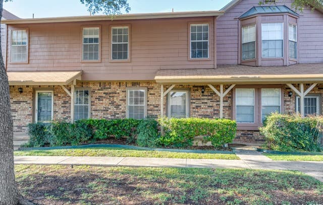 10254 Dover Ridge Unit 204