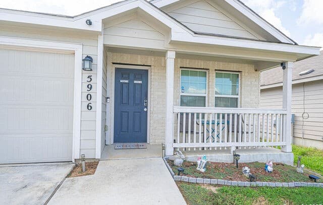 5906 Larkspur Vly
