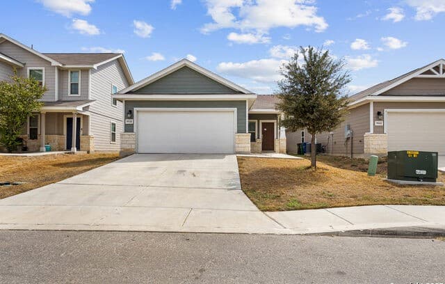 9938 Rancho Real