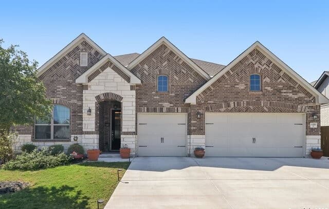 12550 Silver Gate