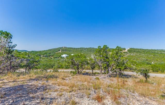 374 Private Road 1742