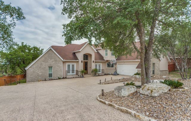 19111 Nature Oaks