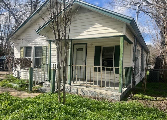 1117 Standish
