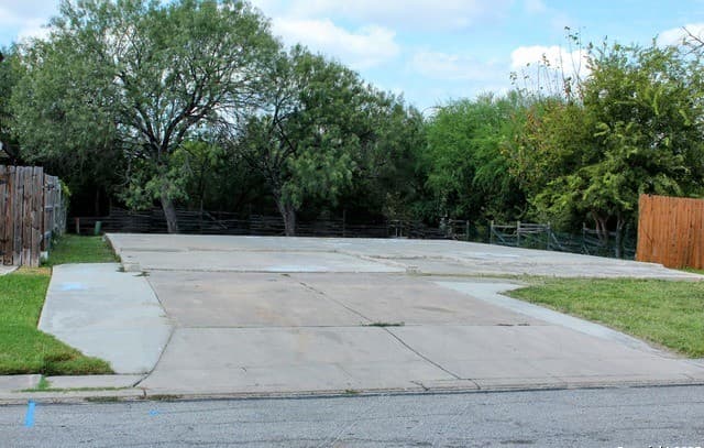 7142 Shady Elms, San Antonio, TX 78240