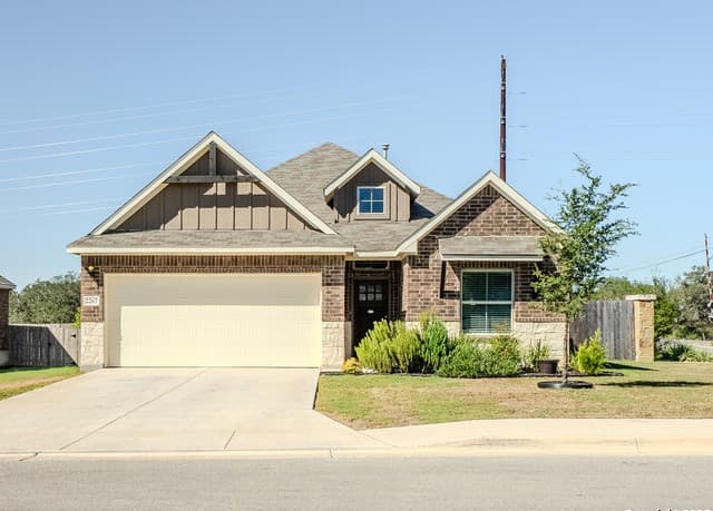2267 Meadow Way