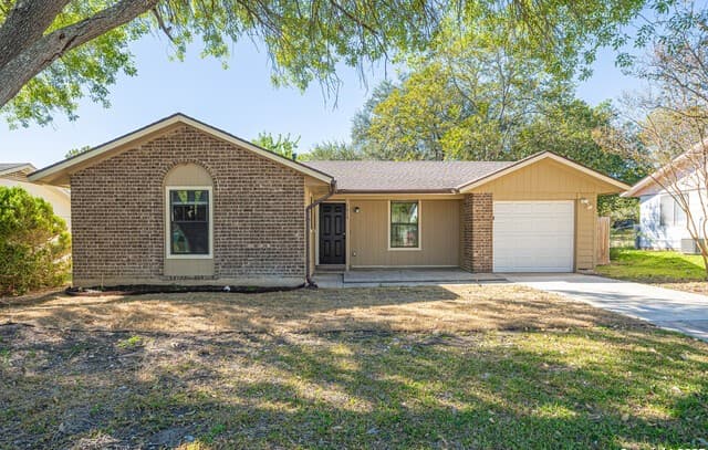 7814 Oak Forest