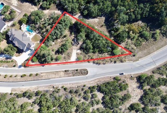 626 Winding Ravine