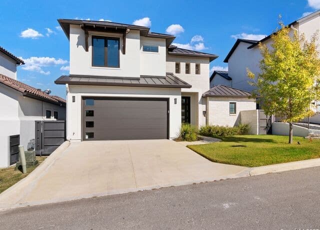 35 Dominion Heights
