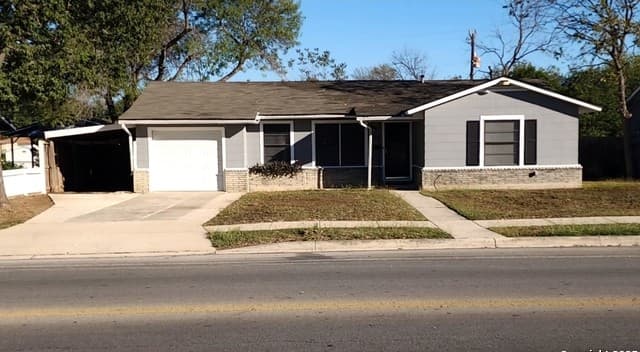 2625 Woodlawn