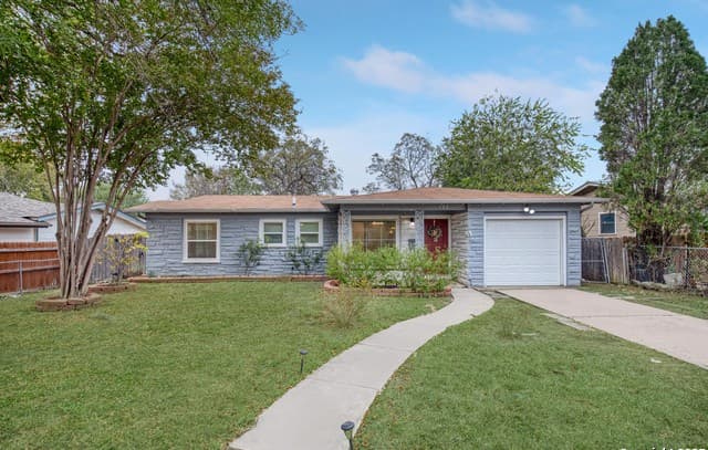 126 Cresham Dr.