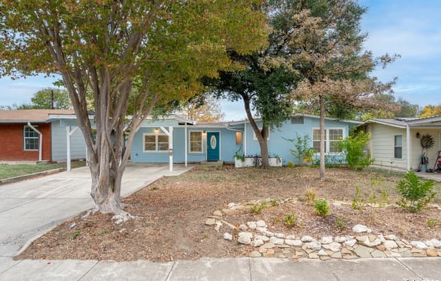 239 Craigmont