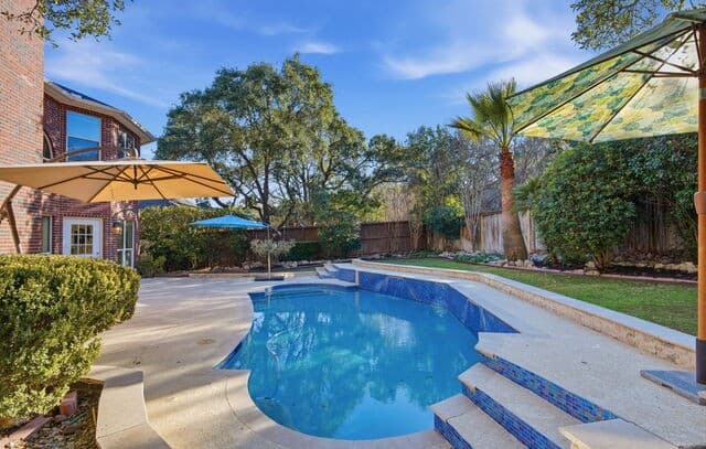 1619 Fawn Bluff