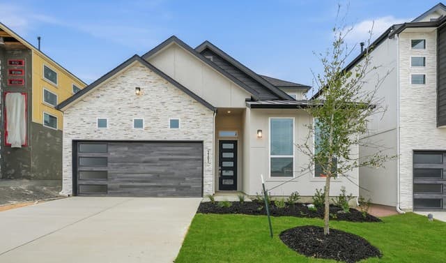 2202 Briggs Summit