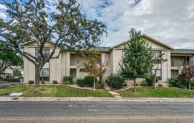 165 W Rampart Unit 104