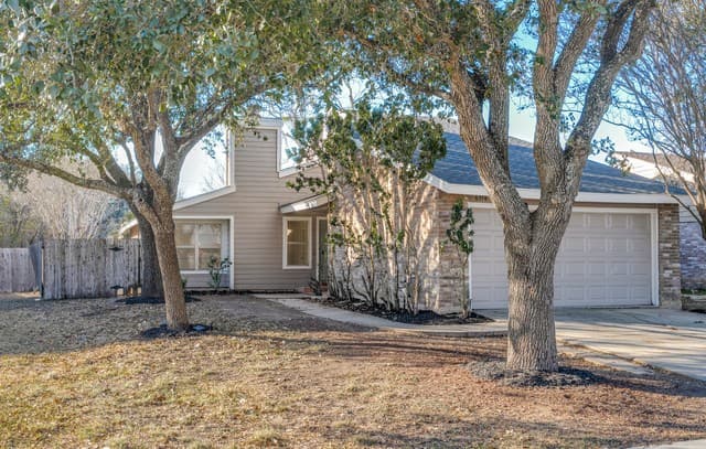 6318 Club Oaks Unit 25