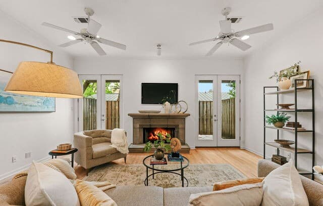 137 Saint Dennis Unit 137