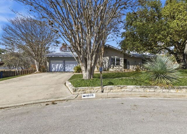 10119 Carolwood Drive