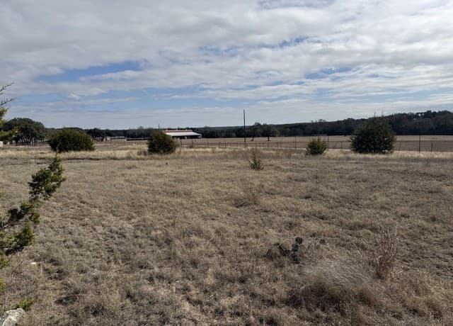 414 George Dolson, Blanco, TX 78606