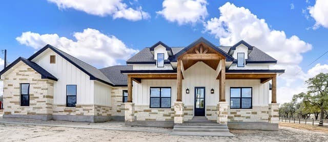 100 Hondo Ridge