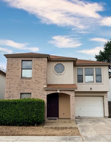 8911 Kenton Briar