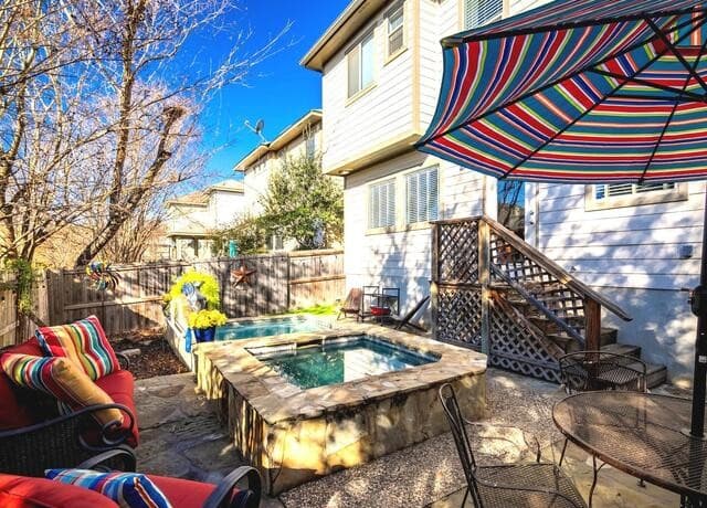 1254 Nicholas Manor