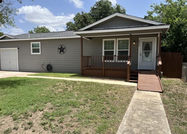 2830 Christian Dr