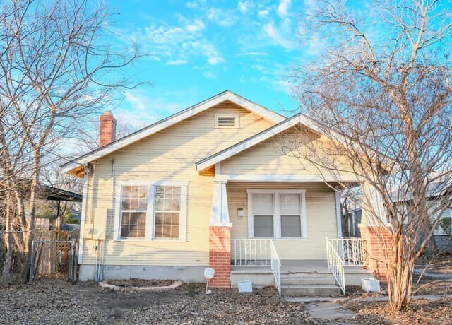 1725 W Craig