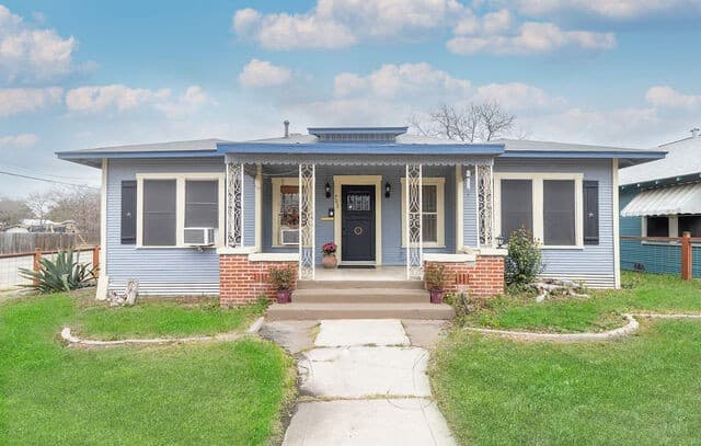 703 E Highland