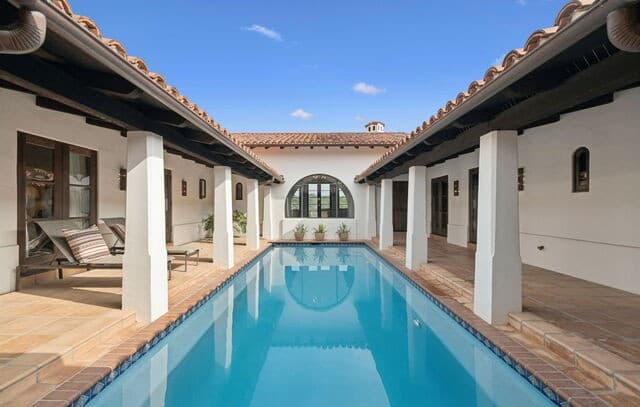 2835 Palomino Springs