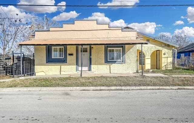 1114 S San Marcos