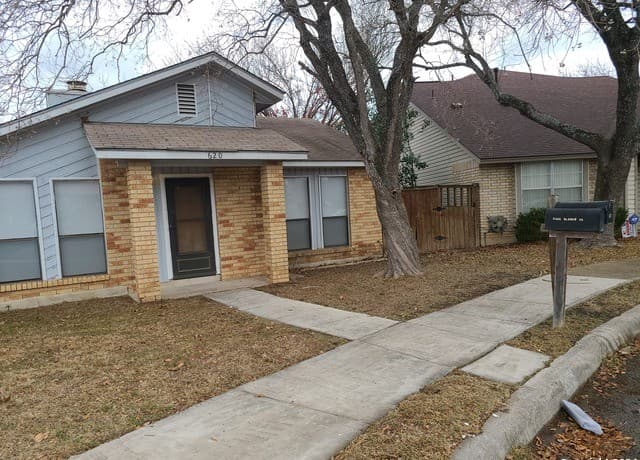 620 Fern Meadow