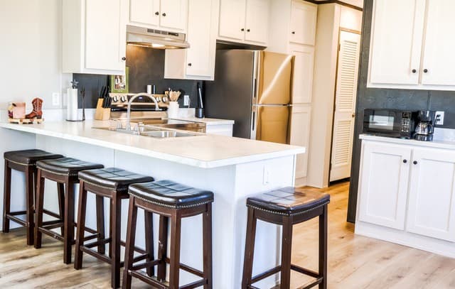 3131 Sandy Elm