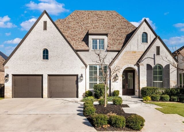 7018 Cantera Manor