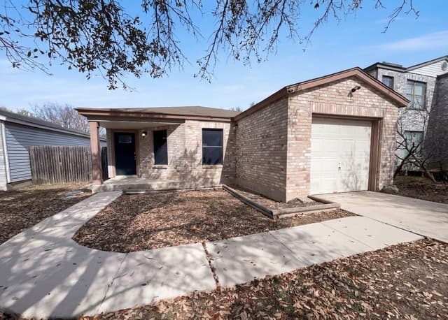 3741 Candlebluff