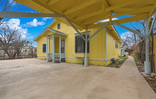 1721 Brunswick Blvd.