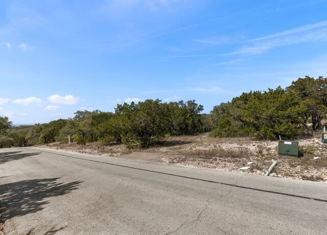 147 Private Road 1738