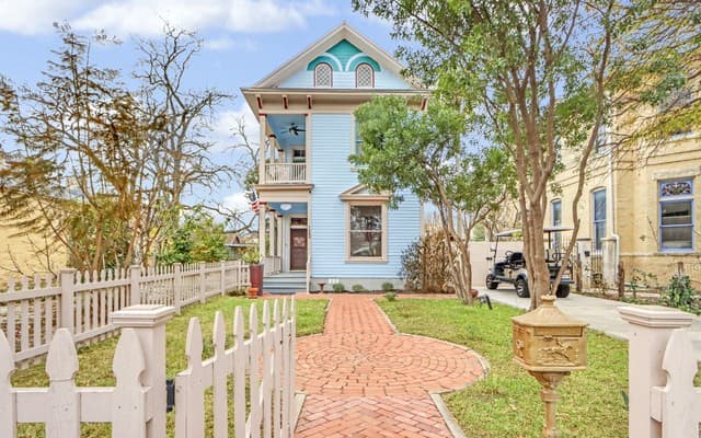 123 Cedar