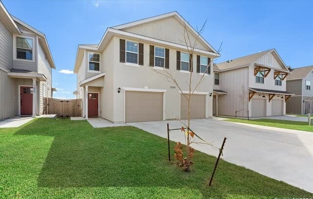 13710 Enzo Gate Unit 102