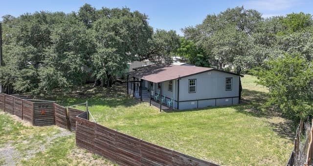 600 Dawnridge Drive
