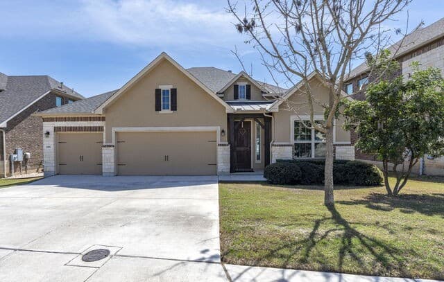 1082 Cedar Glen Dr